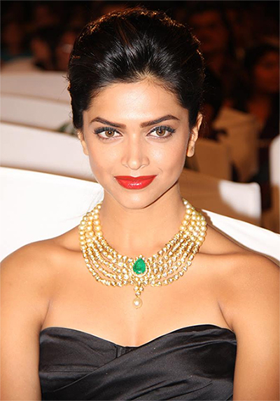 4 Wonderful Jewellery Pieces for Indo-Western Style