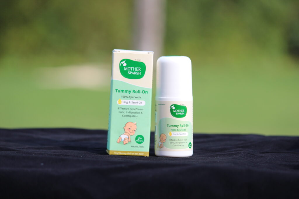 mother sparsh colic roll on
